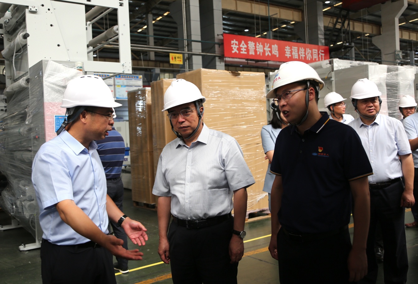 京城機電黨委書記、董事長阮忠奎到陜西北人專題調(diào)研